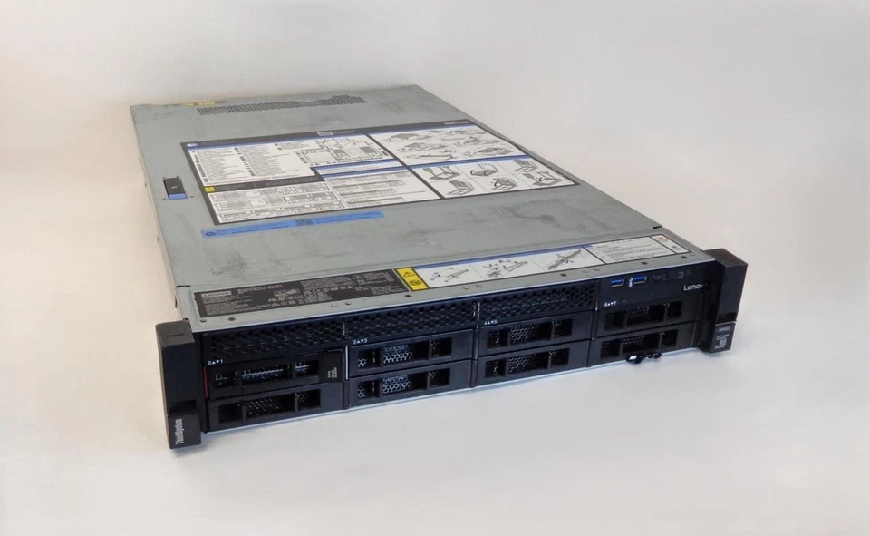 Servidor Lenovo ThinkSystem SR655 EPYC 7313P/sin memoria/sin unidades listo para GPU Foto 1 de 1