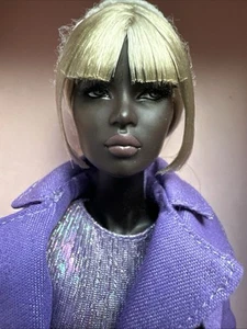 INTEGRITY FASHION ROYALTY NU.FACE HOLOGRAPHIC NOVAE 12” DRESSED AA DOLL NEW NRFB - Picture 1 of 24