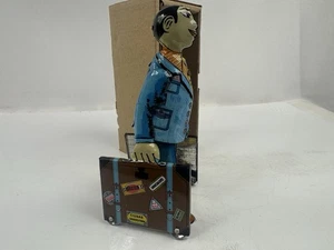 TIN TOY MAN WITH LUGGAGE EARLY CENTURY PAYA - Picture 1 of 10