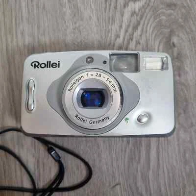 Rollei GIro 28  Point & Shoot 35mm Compact Film Camera 28- 54mm rolleigon lens - Image 1 of 4