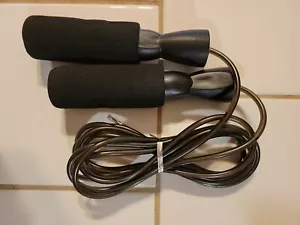 3 Jump Rope 8.5' Adjustable Tangle-Free Skipping Rope for the low price 12.00 - Bild 1 von 2