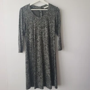 Cut womens dress size S loose 3/4 sleeve textured knit - Picture 1 of 6