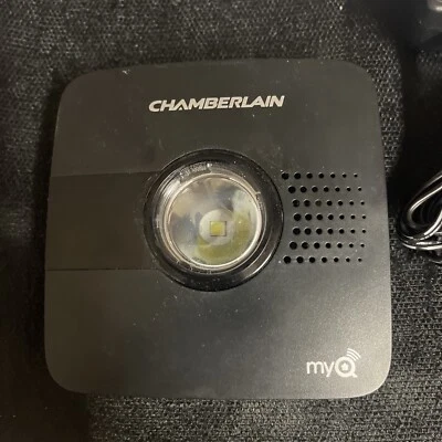 CHAMBERLAIN MQ SMART GARAGE DOOR OPENER WIRELESS & WI-FI GARAGE HUB MYQ-G0201-E - Image 1 of 4