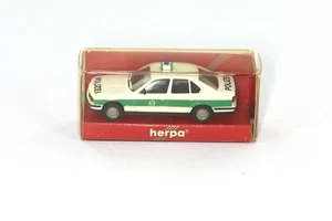Herpa 4112 BMW 525i Polizei bayrisch - weiß/grün - HO 1:87 in OVP - Bild 1 von 5