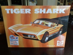 TIGER SHARK MPC ROUND 2 MODELS 1/25 RETRO DELUXE - Picture 1 of 6
