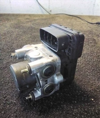 Módulo de bomba de freno antibloqueo ABS Toyota Camry 2002-2003 OEM Foto 1 de 4