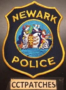 NEWARK, NEW JERSEY POLICE SHOULDER PATCH - Picture 1 of 2