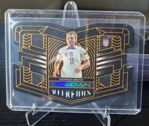 2022-23 Obsidian Soccer Vitreous Die Cut Orange Sophia Smith /65 USA Women’s