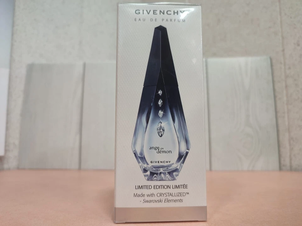 Givenchy Ange Ou Démon Eau de Parfum 50ml Vapo Diamantissime Edition Limited - Image 1 of 1