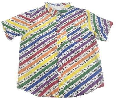 Camisa Spencer's Unisex Grande Estampado Arco Iris Orgullosa AF Mes del Orgullo LGBT Abotonada Foto 1 de 4