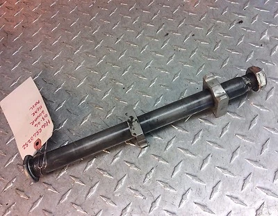 2003 03 2004 04 2005 05 2006 06 Eje trasero Honda CBR 600 600Rr OEM B17 Foto 1 de 4