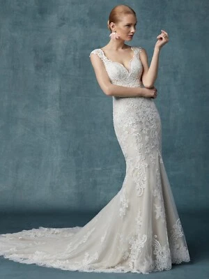maggie sottero Brecklyn wedding dress size uK14 Lace Fit And Flare Illusion Back - Image 1 of 2