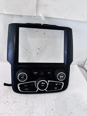 2018 RAM 1500 A/C & HEATER CONTROL PANEL OEM 1UJ96DX9AJ - Изображение 1 из 4