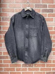 Taglia S - Giacca con bottoni in denim marca viola - Foto 1 di 12