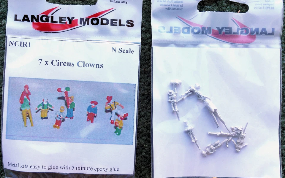 Circus Clown NCIR1 UNPAINTED N Gauge Scale Langley Models Kit People Figures - Image 1 of 1