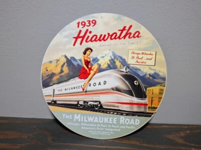 1939 Hiawatha The Milwaukee Road Railroad 8 inch Round Metal Sign - Image 1 of 4