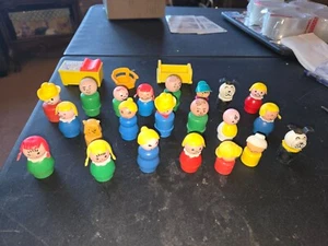 Vintage Fisher Price Little People 25 Piece Lot Furniture Figures - Wood Bodies - Picture 1 of 6
