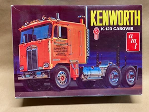 LOOK AMT scala 1/25 Kenworth K-123 Cabover Model Truck Kit COE SEMI trattore BELLO - Foto 1 di 11