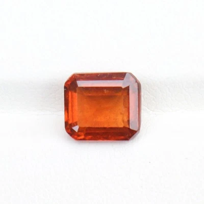 Hessonite Garnet Emerald Cut Faceted - 2.95 Ct / 8x7x4 mm - Natural Gemstone - Image 1 of 4