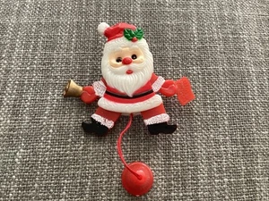 Broche de Navidad vintage Papá Noel ojos móviles saltar Jacks prendedor campana Feliz Navidad - Imagen 1 de 3