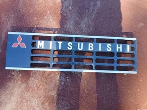 Series 1 Pajero 83-91 Grille - Picture 1 of 4