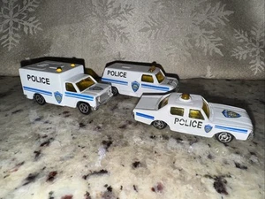 Ford Econoline Police Transport Van Diecast Fahrzeug Paar Maßstab 1:64 - Bild 1 von 5