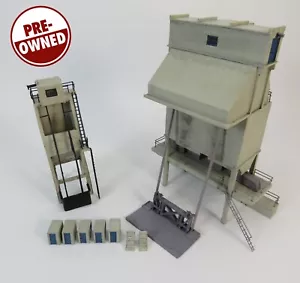 N Gauge Farish 42-086 Ash Plant + 42-070 Coaling Tower - UNBOXED - Picture 1 of 3