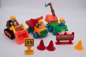 1985 Li'l Playmates Construction Partial Set |3 Trucks|3 People|5 Accessories - Picture 1 of 5