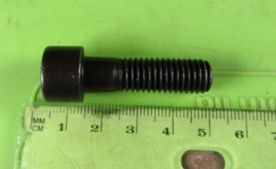 Montesa Cota Cappra Enduro 8 毫米六角 Mikalor 8.6 发动机螺栓 #25 NOS 45 毫米长 — 第 1/4 张图片