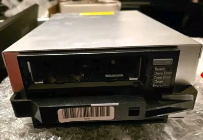 Quantum Scalar i500 HP LTO-5 1.5TB/3.0TB FC Tape Drive - Image 1 of 4