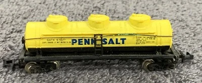 Bachmann: PENN SALT TANK CAR. GATX 67927, YELLOW. VINTAGE N SCALE 3-DOME - Image 1 of 4