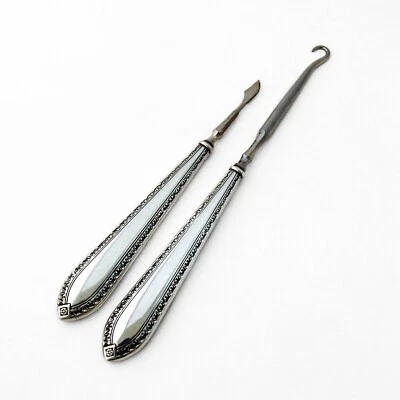 Vanity Set Bottone Gancio Raschietto Manico Argento Sterling Internazionale 1910 - Immagine 1 di 3