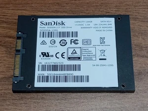 SanDisk SDSSDA-120G-G26 120GB, 2.75 inch Internal SSD CrystalDiskInfo 100% - Picture 1 of 3