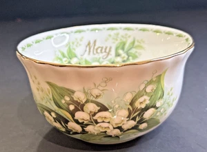 MUY RARO Royal Albert, Flor del Mes MAY LILY OF VALLEY - 4,25” TAZÓN DE ARROZ - Imagen 1 de 9