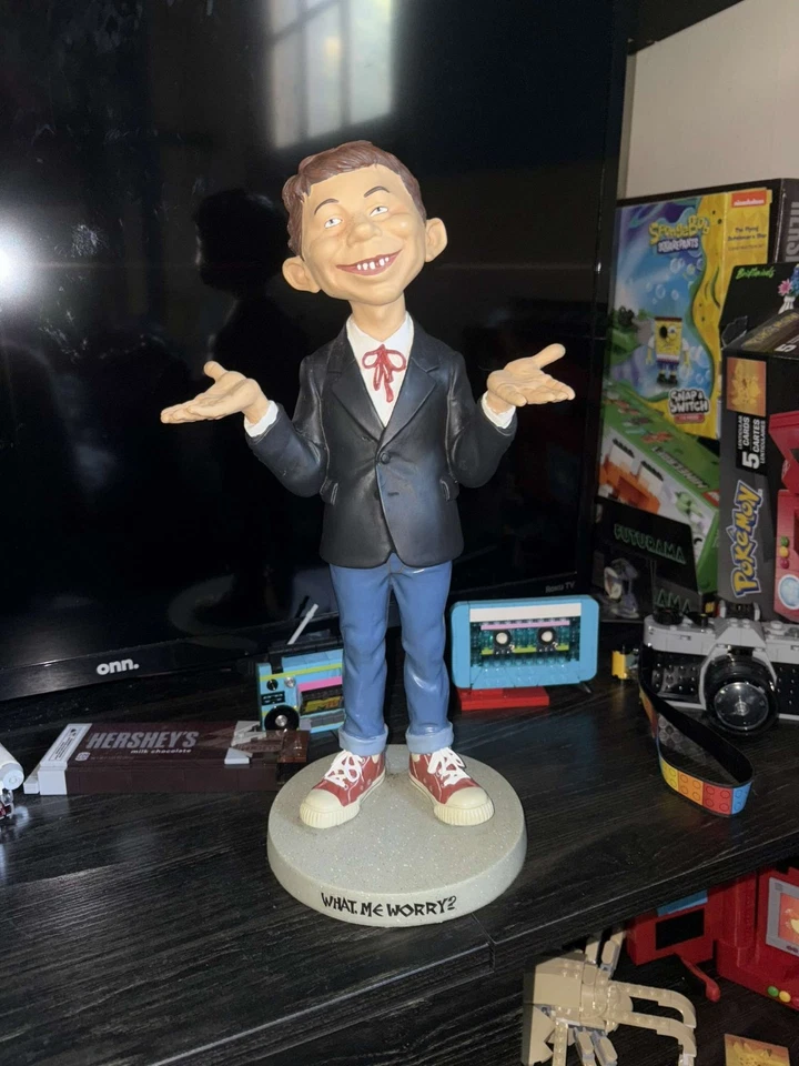 Vintage Mad Magazine Statue Alfred E Neuman 14 Inches Resin What Me Worry 1999 - Image 1 of 4