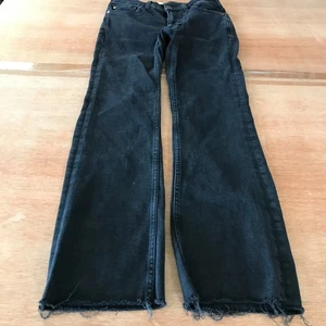 Pilcro Straight Leg Jeans Women 23 Black Low Rise Raw Hem Stretch Preppy - Picture 1 of 14