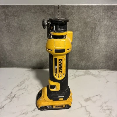 DEWALT DCS551 20-Volt MAX Lithium-Ion Cordless Drywall Cut-Out Tool With Battery - Image 1 of 2