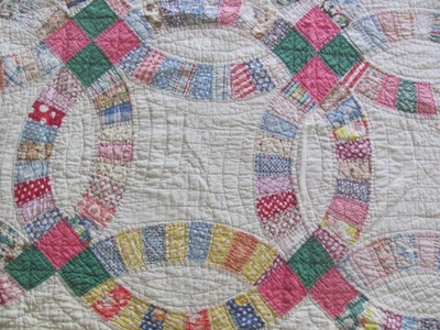 Antique 1930's era Double Wedding ring cotton  quilt hand quilted 73 x 88 inches - Image 1 of 4