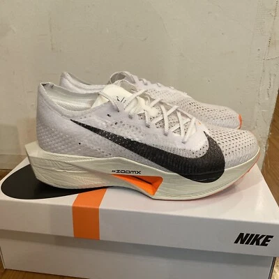NIKE ZoomX Vaporfly Next% 3 PROTO COLOR PRIMERA GOTA JAPÓN talla 9,5 EE. UU. 43 EUR Foto 1 de 4