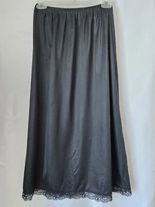 Deena Vintage Half Slip Black Nylon Lace Hem Size M Elastic Waist - Picture 1 of 4