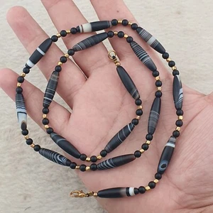 Hermoso collar de cuentas de ágata vintage con ojos de suliemani tibetano del Himalaya - Imagen 1 de 22