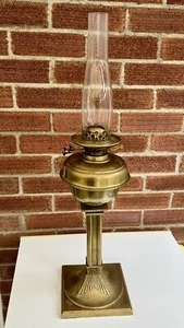 Lovely Looking Vintage Brass Oil Lamp - Picture 1 of 13