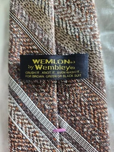 VTG Wemlon By Wembley Mixture of Brown, White & Taupe Diagonal Lines 55"L 3”W - Picture 1 of 3