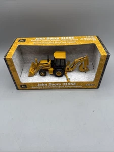Ertl #5769 1:50 John Deere 310SE Backhoe Loader - Picture 1 of 5