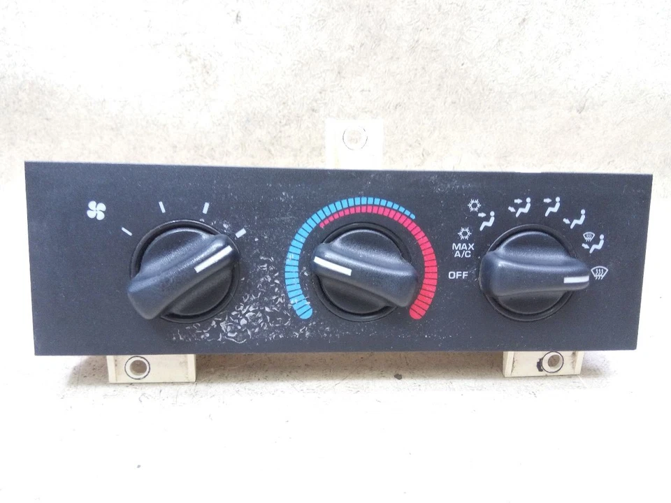 Climatizador de temperatura con CA 55055459AF para Dodge Van 98-03 a24-202895 Foto 1 de 4