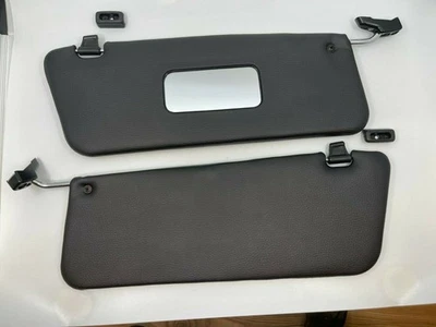 Sunvisor and Bracket Clips Set For Mercedes R107 380SL 1971-1989 - Image 1 of 4