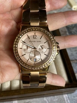 Michael Kors MK-5412 玫瑰金 日/日期 UNISEX 手表 全新 电池 安装 GUC — 第 1/4 张图片