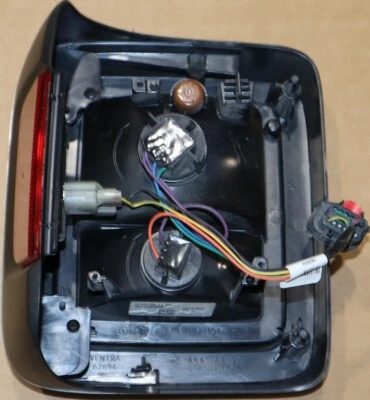 Luz trasera derecha Jeep Wrangler 18-25 55112890AG lado del pasajero MOPAR OEM fábrica Foto 1 de 4