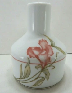 Vtg BAUSCHER WEIDEN Bud Vase 4" H Bavaria Germany White w Pink Floral Design - Picture 1 of 6