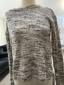 Xhilaration Gray And White Long Sleeve Sweater Size Large - Picture 1 of 10